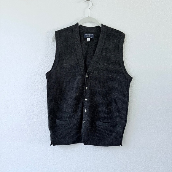 Johnstown LTD Men’s 100% Wool Gray Sweater Vest Size L Grandpa core - Picture 1 of 9